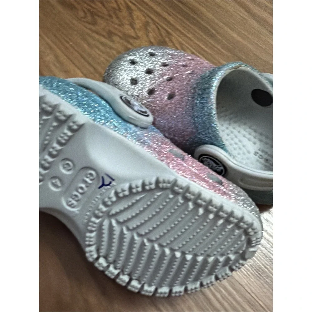 Crocs Baby Toddler  Girls Sz 4C Pink Glittery Sparkle Slip On Clogs Shoes EUC
